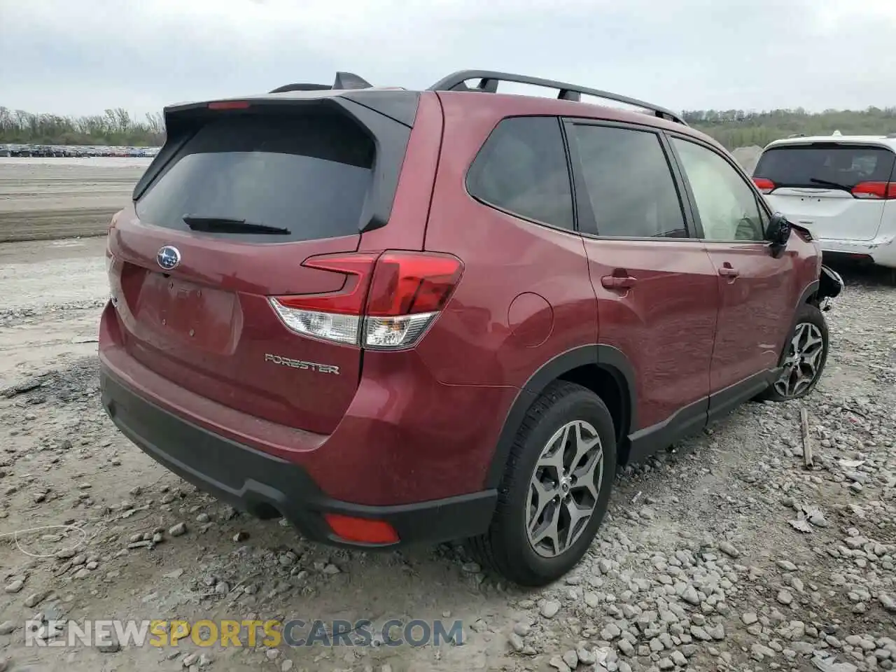 3 Photograph of a damaged car JF2SKADC2RH466588 SUBARU FORESTER 2024