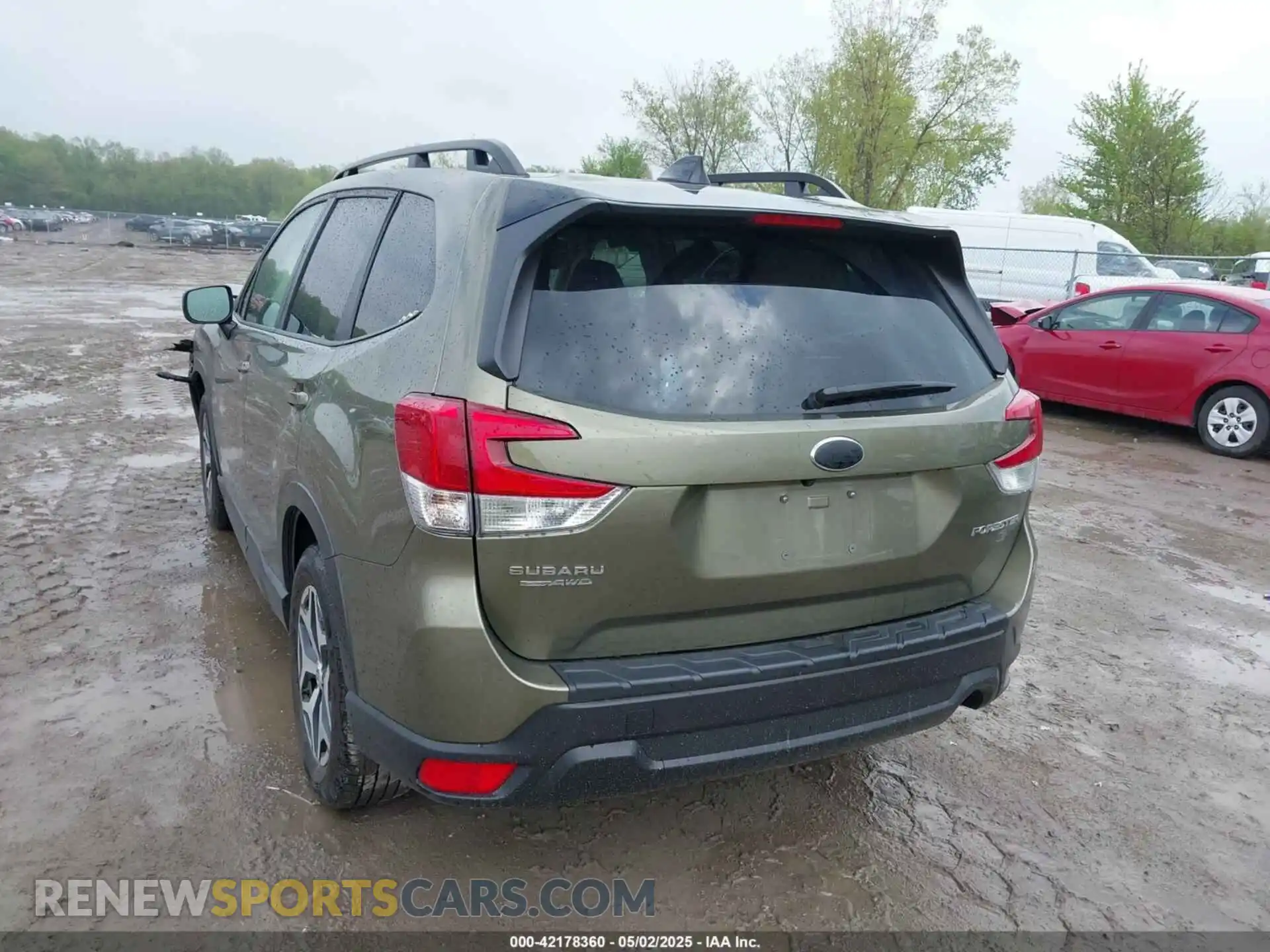 3 Photograph of a damaged car JF2SKADC2RH503185 SUBARU FORESTER 2024