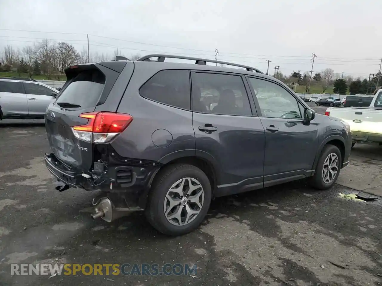 3 Photograph of a damaged car JF2SKADC2RH512274 SUBARU FORESTER 2024