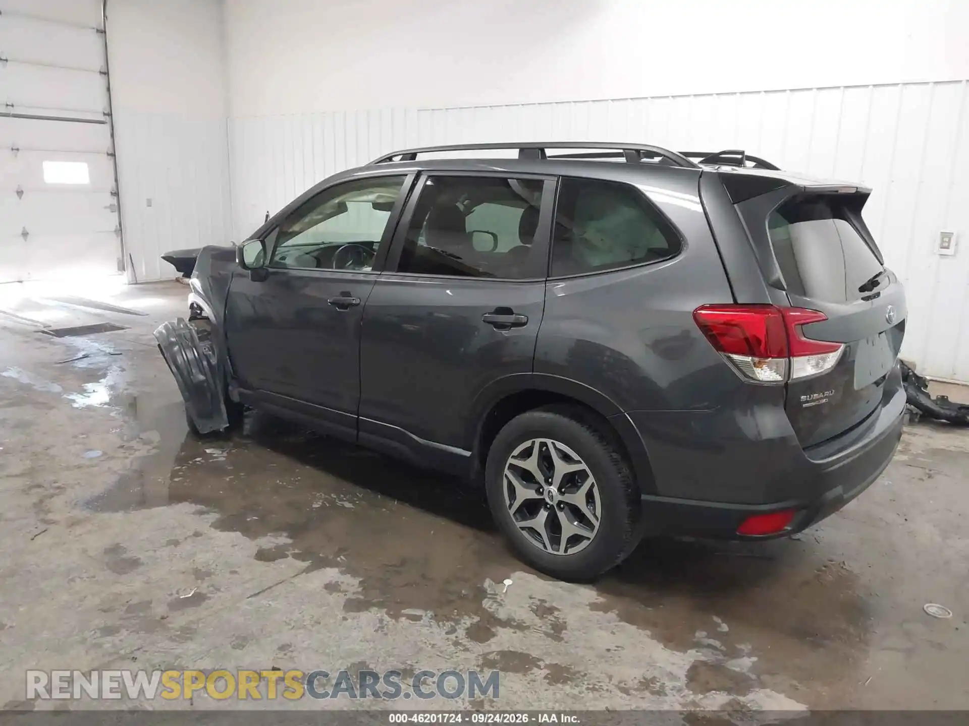 3 fotografías del automóvil dañado JF2SKADC3RH449301 SUBARU FORESTER 2024