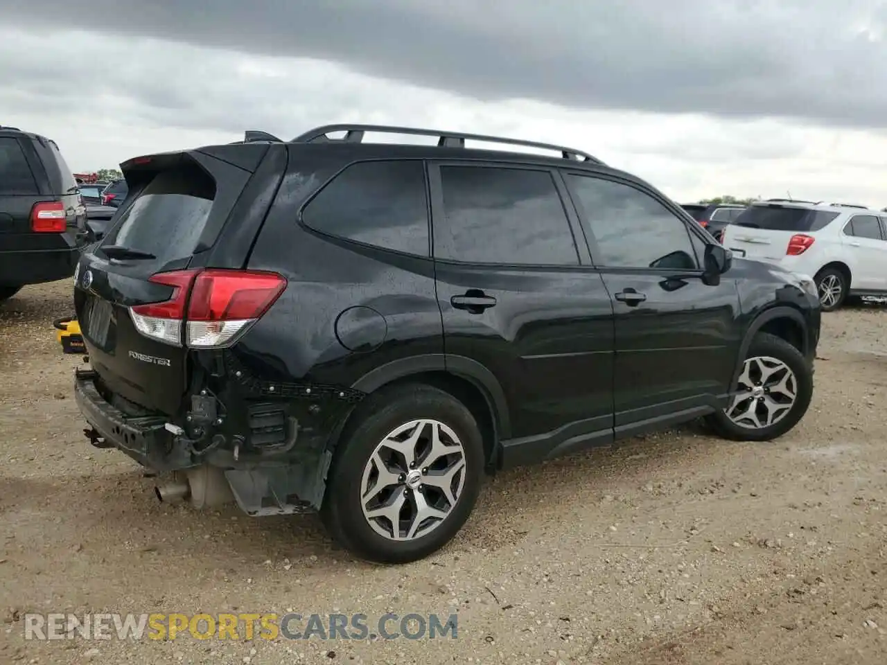 3 Photograph of a damaged car JF2SKADC5RH415151 SUBARU FORESTER 2024