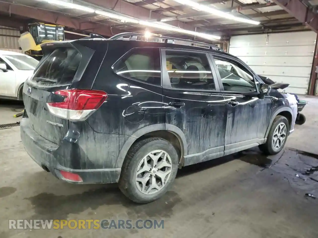 3 Photograph of a damaged car JF2SKADC6RH511113 SUBARU FORESTER 2024