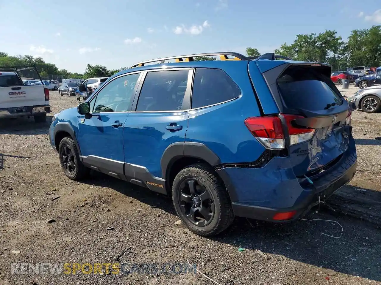 2 fotografías del automóvil dañado JF2SKAJC9RH523728 SUBARU FORESTER 2024
