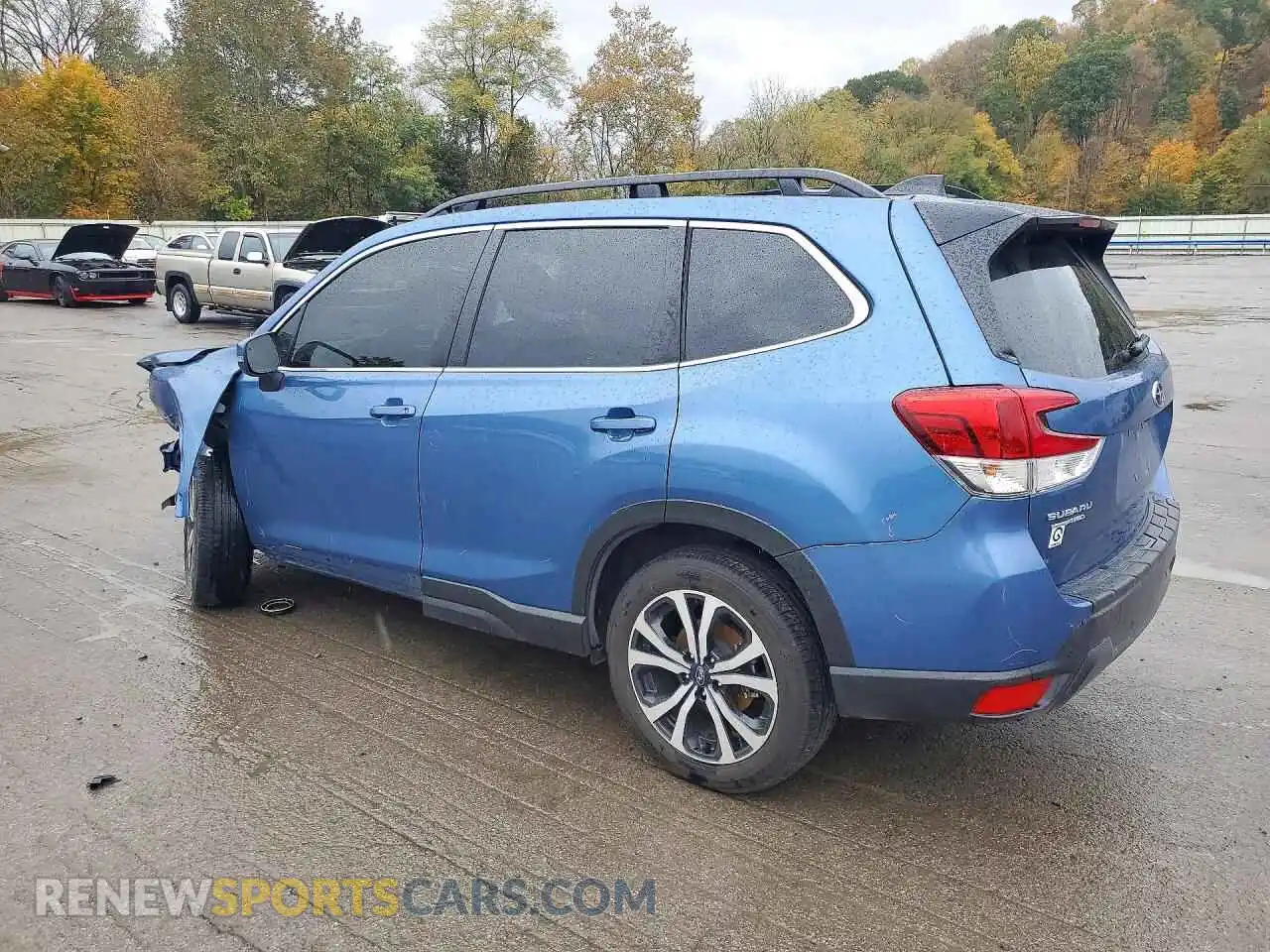 2 fotografías del automóvil dañado JF2SKALC9RH415025 SUBARU FORESTER 2024