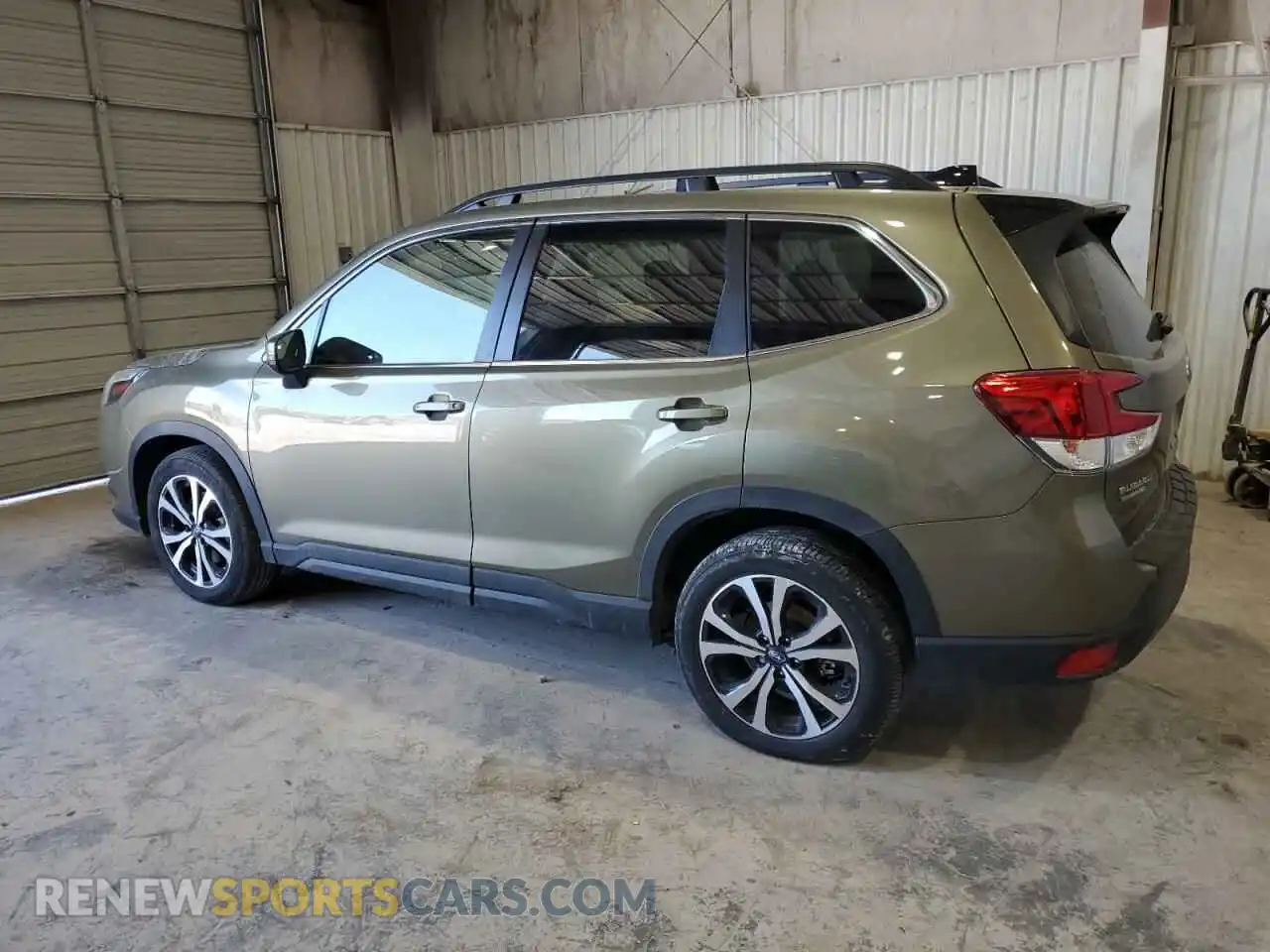2 Фотография поврежденного автомобиля JF2SKALC9RH505839 SUBARU FORESTER 2024