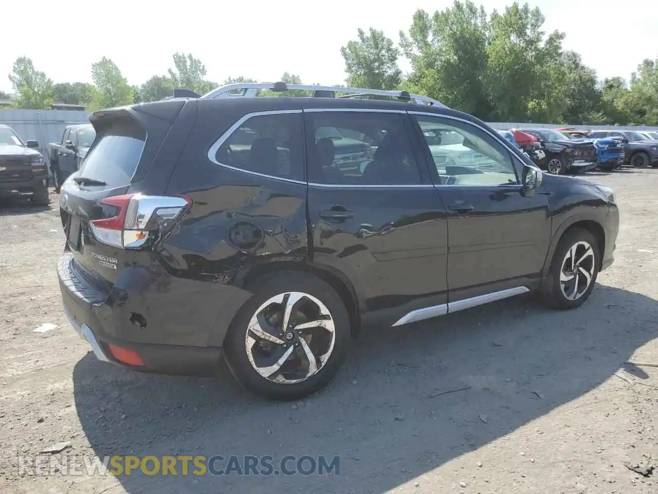 3 Photograph of a damaged car JF2SKAMC6RH472295 SUBARU FORESTER 2024