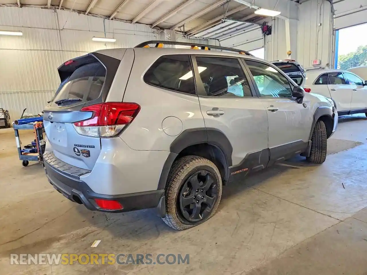 3 Photograph of a damaged car JF2SKAJC3SH407009 SUBARU FORESTER 2025