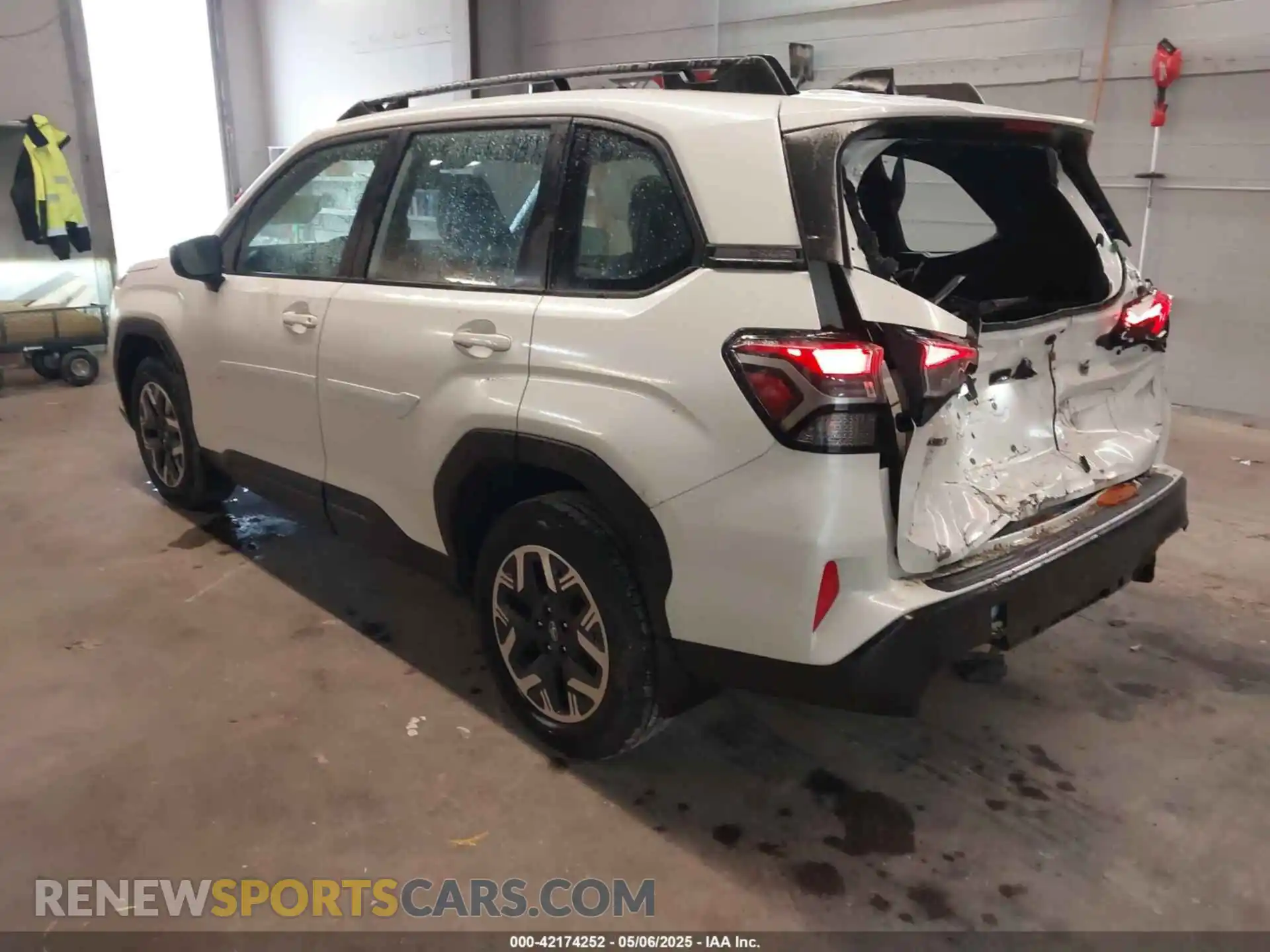 3 Photograph of a damaged car JF2SLDAC7SH453392 SUBARU FORESTER 2025