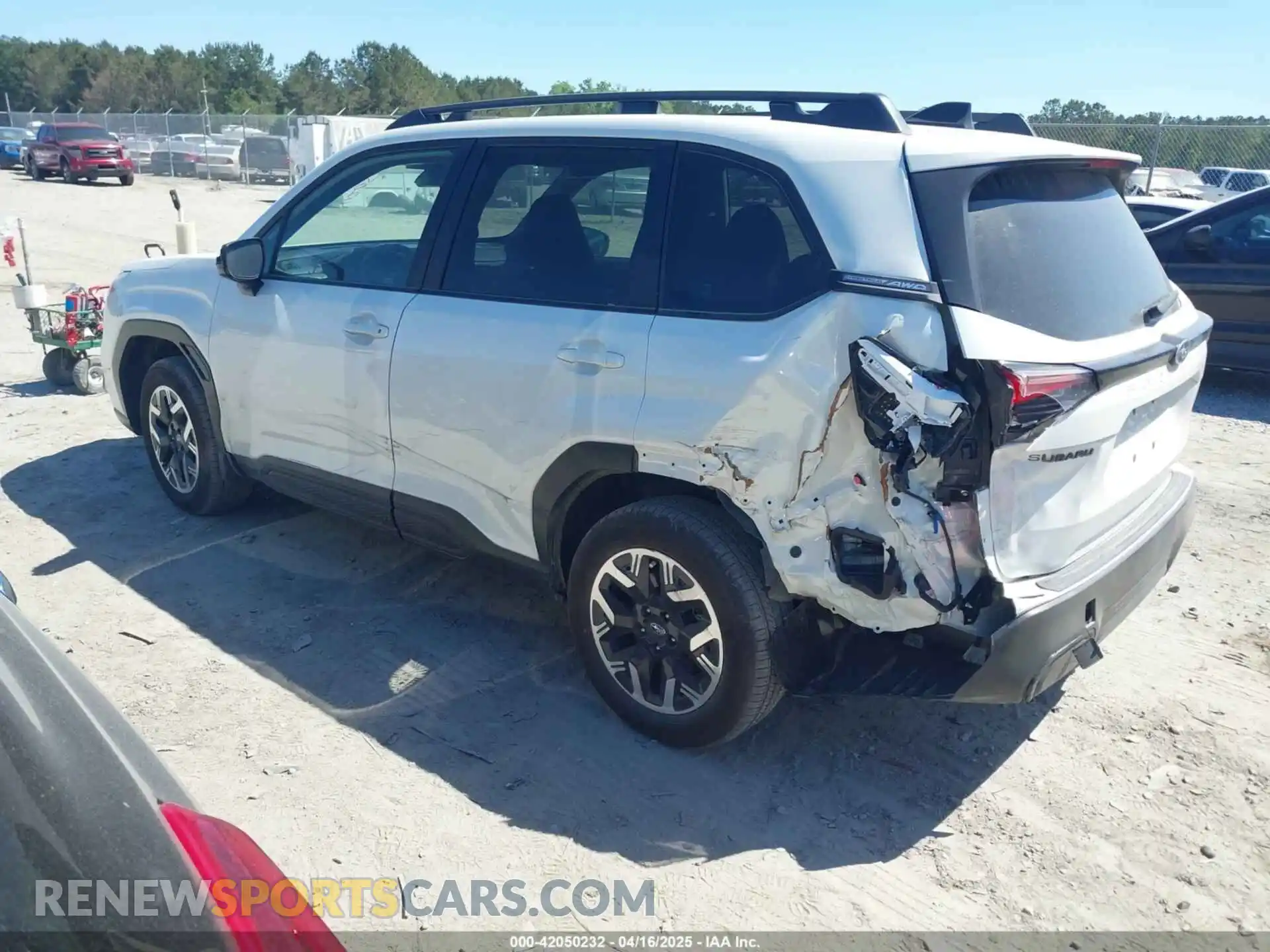 3 Photograph of a damaged car JF2SLDBC4SH537751 SUBARU FORESTER 2025