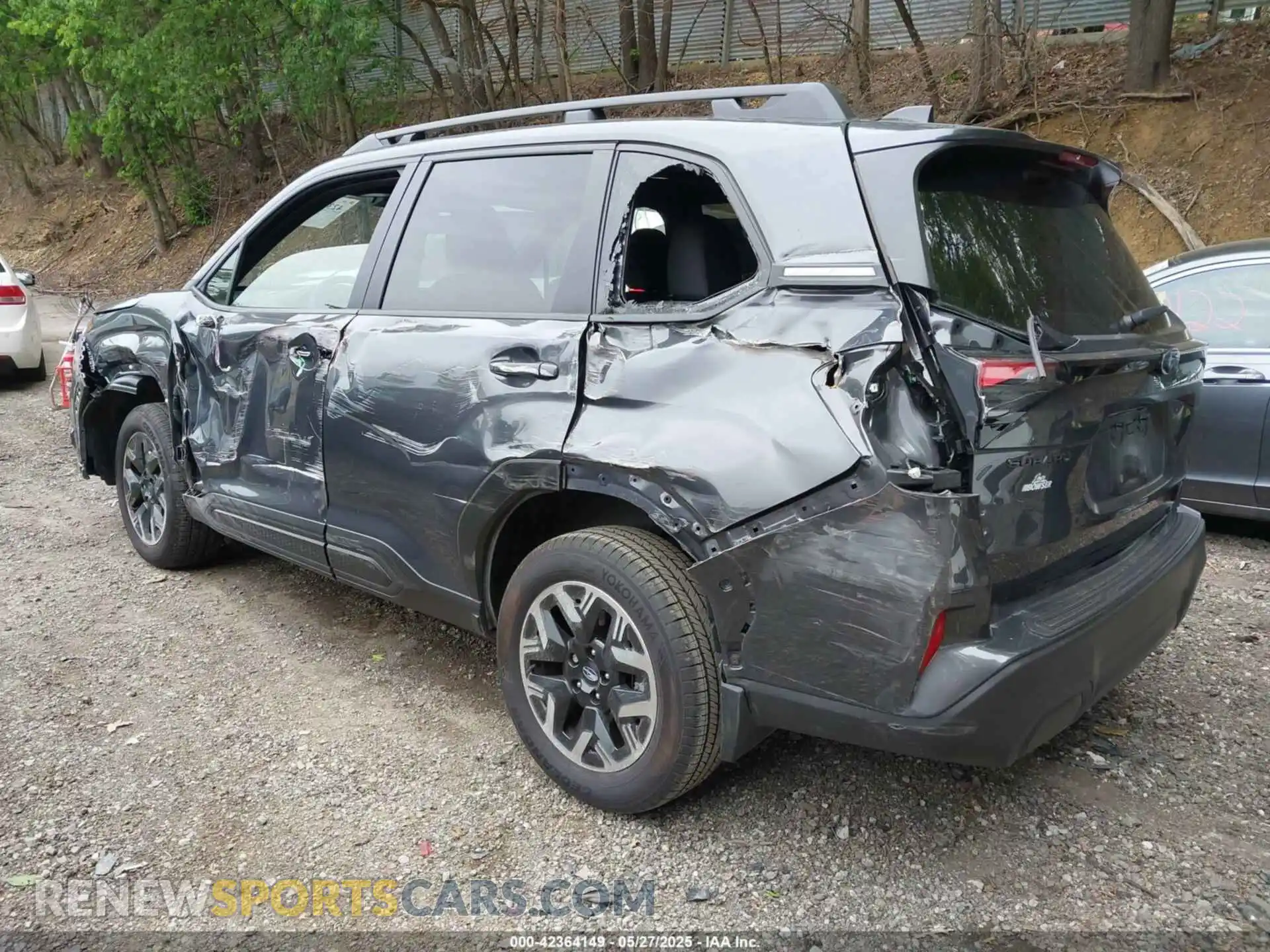3 Photograph of a damaged car JF2SLDBC7SH419192 SUBARU FORESTER 2025