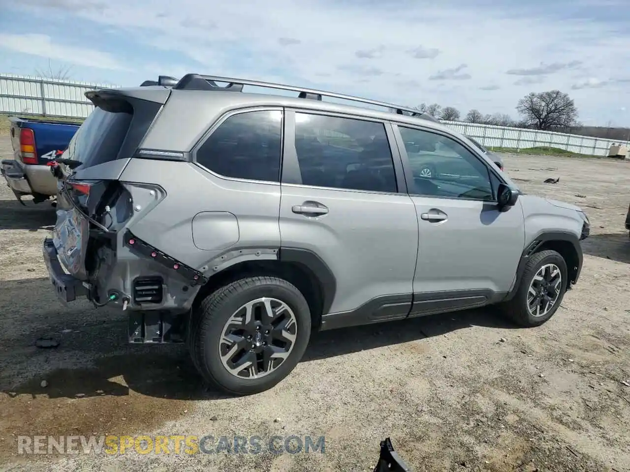 3 Photograph of a damaged car JF2SLDBC8SH409027 SUBARU FORESTER 2025