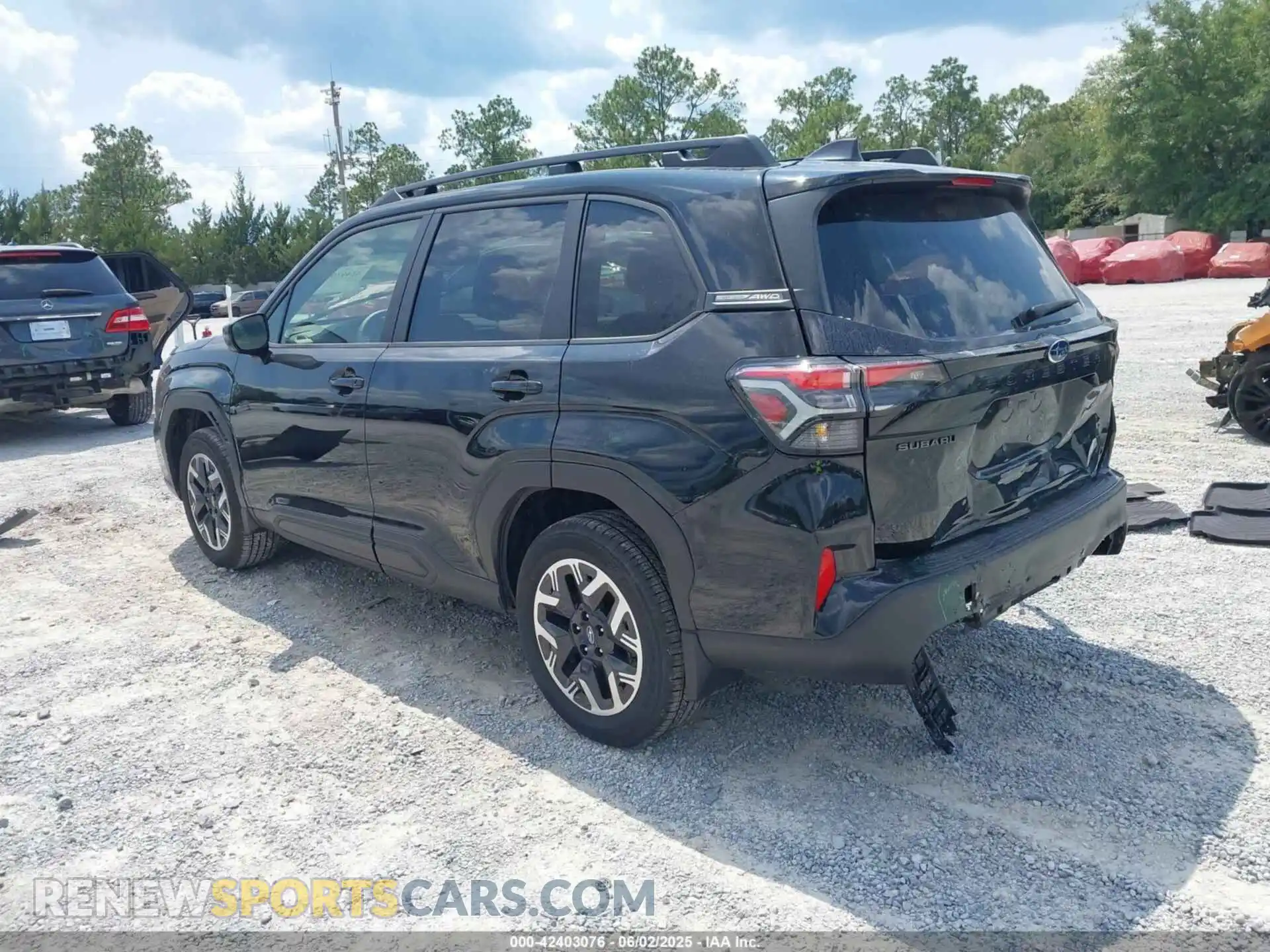 3 Photograph of a damaged car JF2SLDDC0SH428264 SUBARU FORESTER 2025