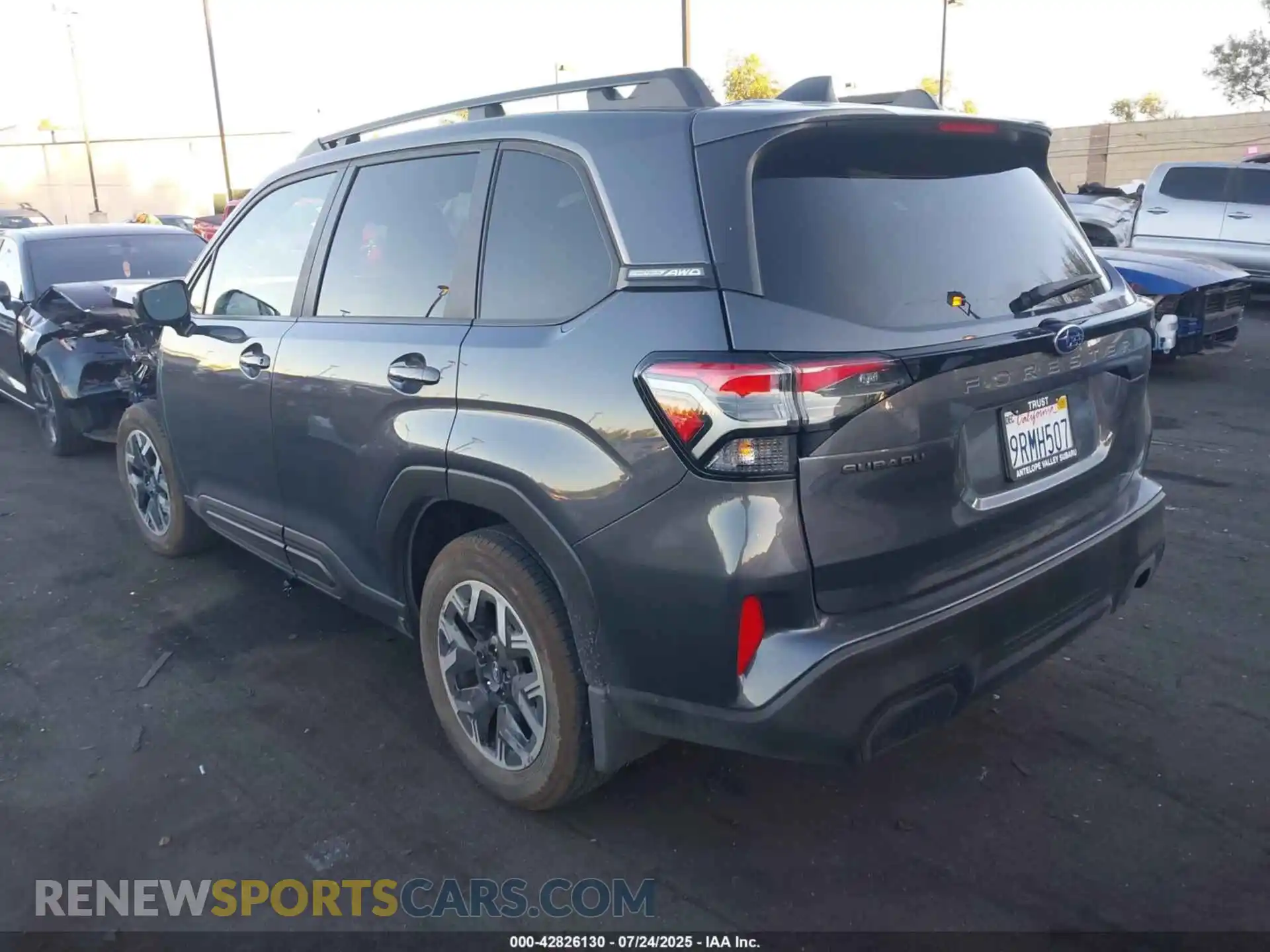 3 Photograph of a damaged car JF2SLDDC0SH502864 SUBARU FORESTER 2025