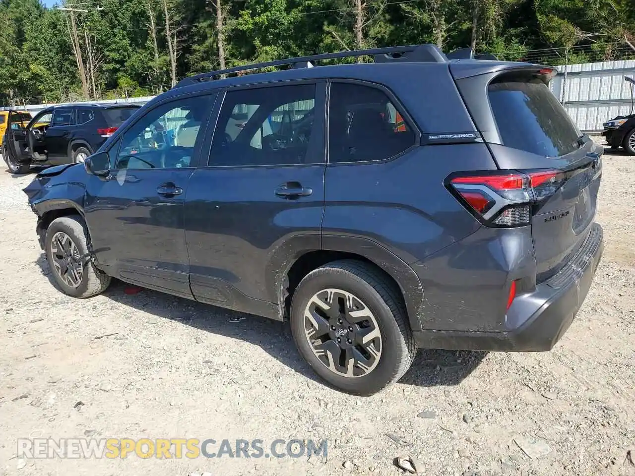 2 Фотография поврежденного автомобиля JF2SLDDC1SH549353 SUBARU FORESTER 2025