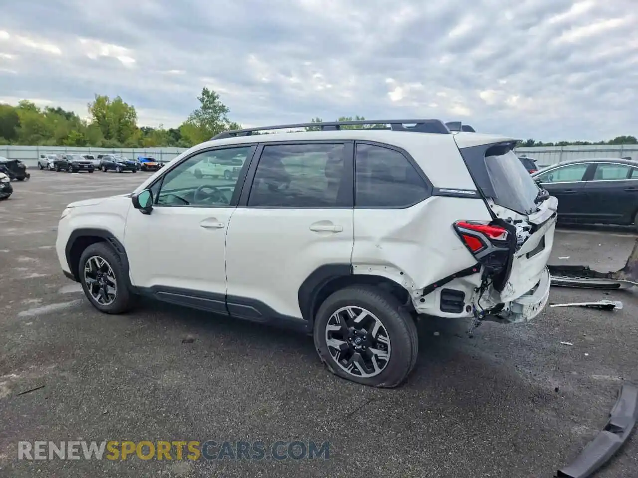 2 Фотография поврежденного автомобиля JF2SLDDC1SH570607 SUBARU FORESTER 2025