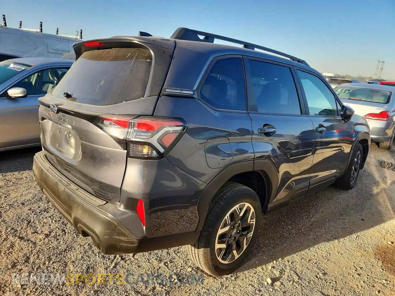 3 Фотография поврежденного автомобиля JF2SLDDC2SH609186 SUBARU FORESTER 2025