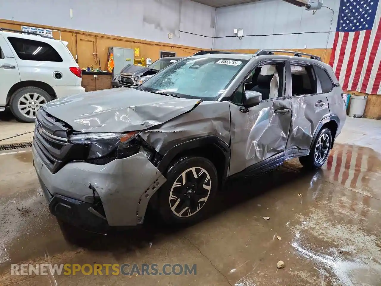 1 Фотография поврежденного автомобиля JF2SLDDC3SH485199 SUBARU FORESTER 2025