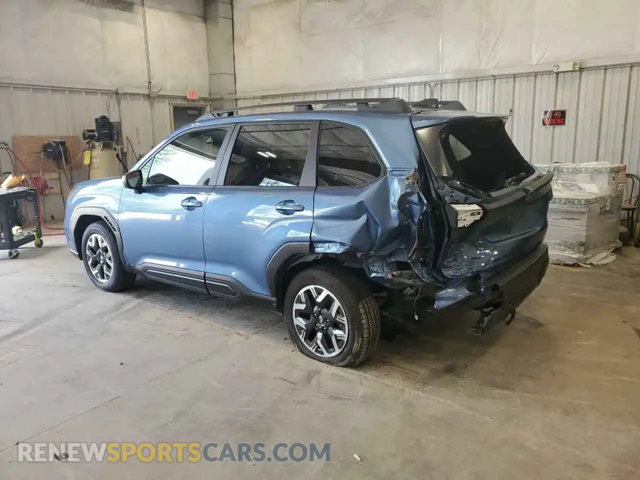 2 Фотография поврежденного автомобиля JF2SLDDC3SH546129 SUBARU FORESTER 2025