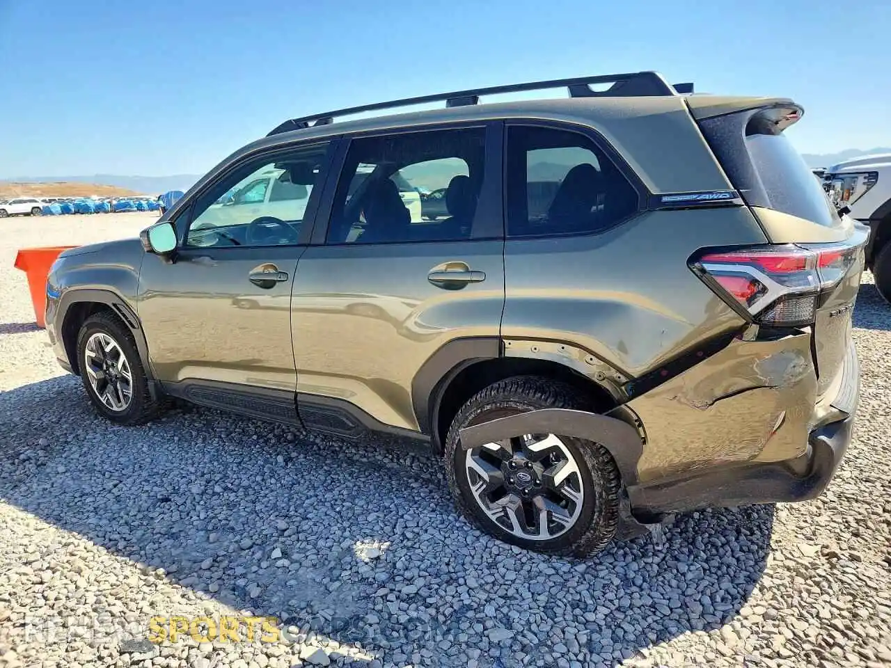 2 fotografías del automóvil dañado JF2SLDDC5SH432214 SUBARU FORESTER 2025