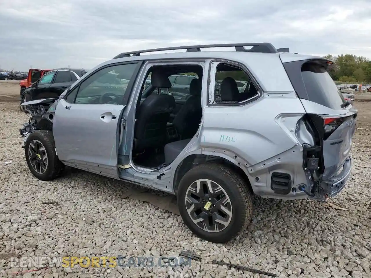 2 Photograph of a damaged car JF2SLDDC5SH588432 SUBARU FORESTER 2025
