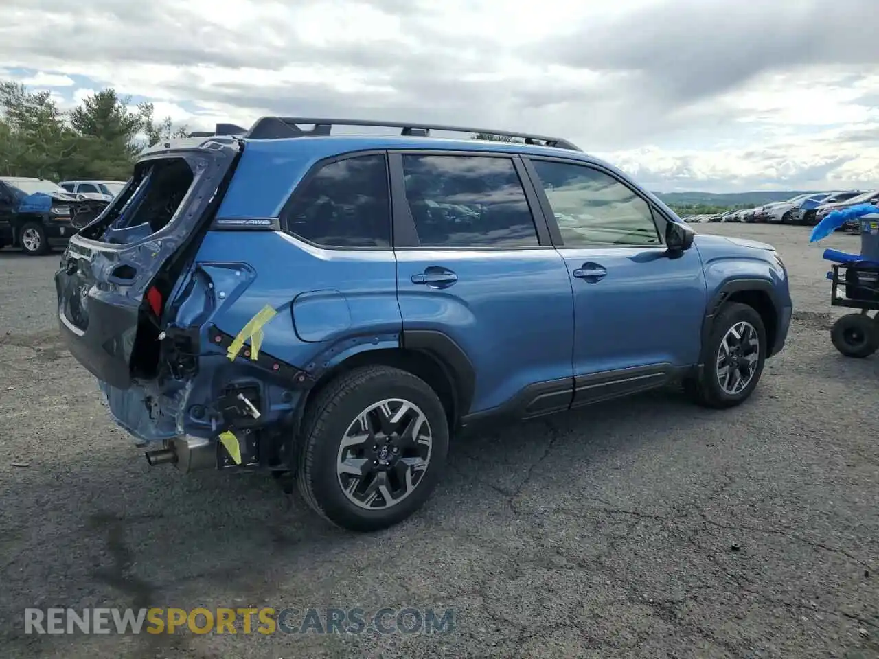 3 Photograph of a damaged car JF2SLDDC6SH467294 SUBARU FORESTER 2025