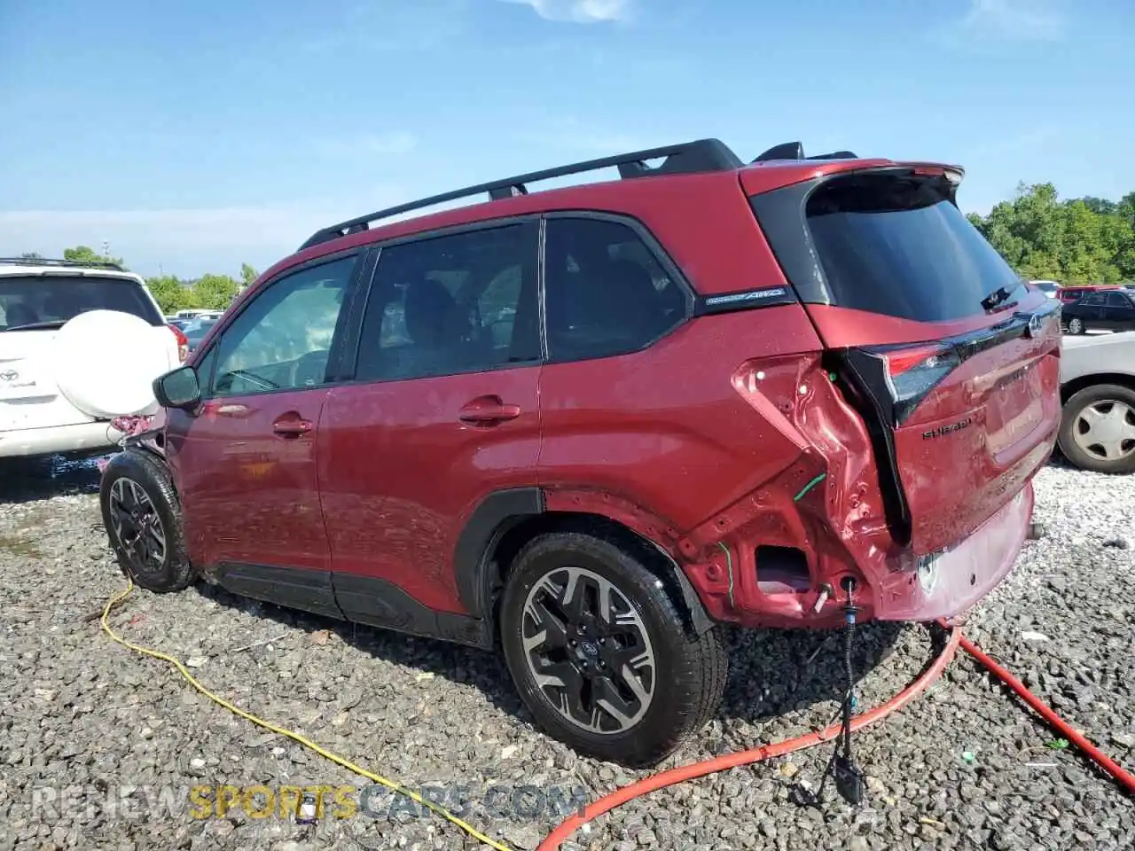 2 fotografías del automóvil dañado JF2SLDDC7SH466235 SUBARU FORESTER 2025