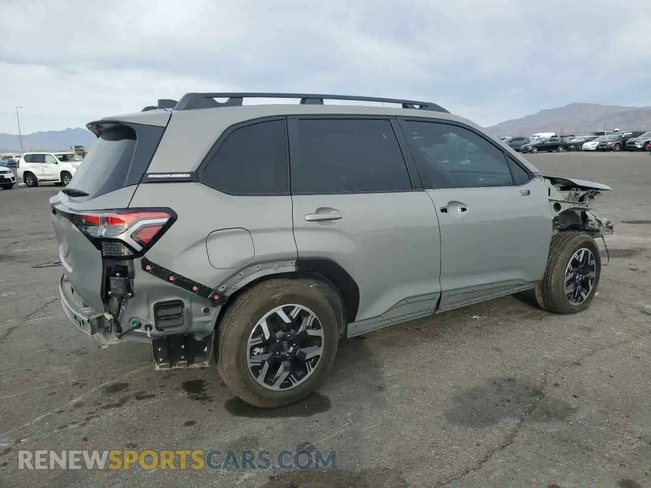 3 Photograph of a damaged car JF2SLDDC7SH512565 SUBARU FORESTER 2025