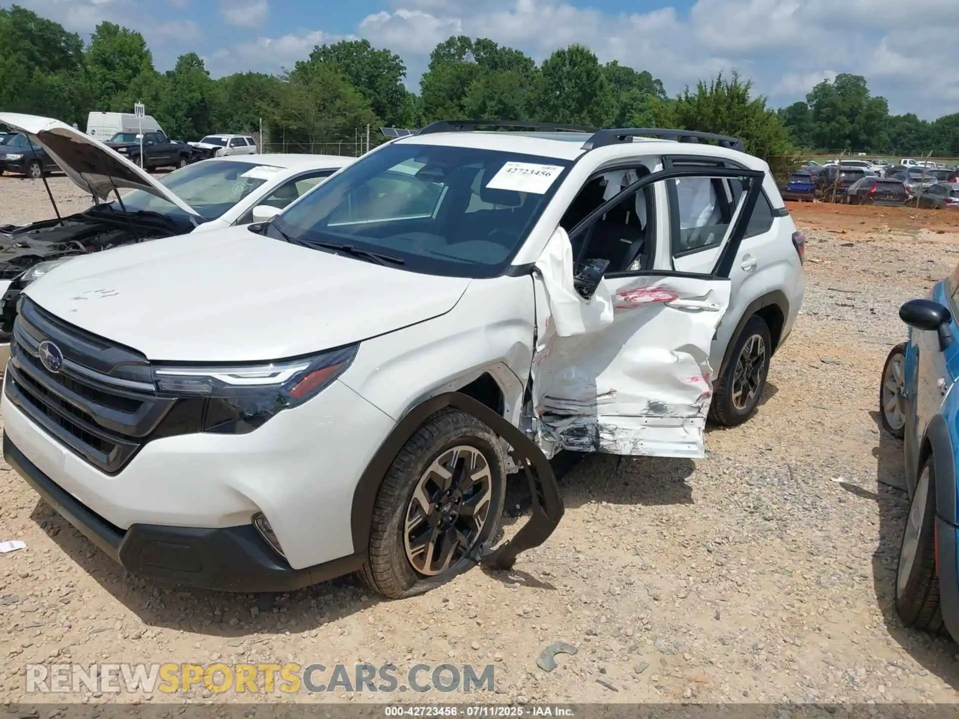 2 Photograph of a damaged car JF2SLDDC9SH560990 SUBARU FORESTER 2025