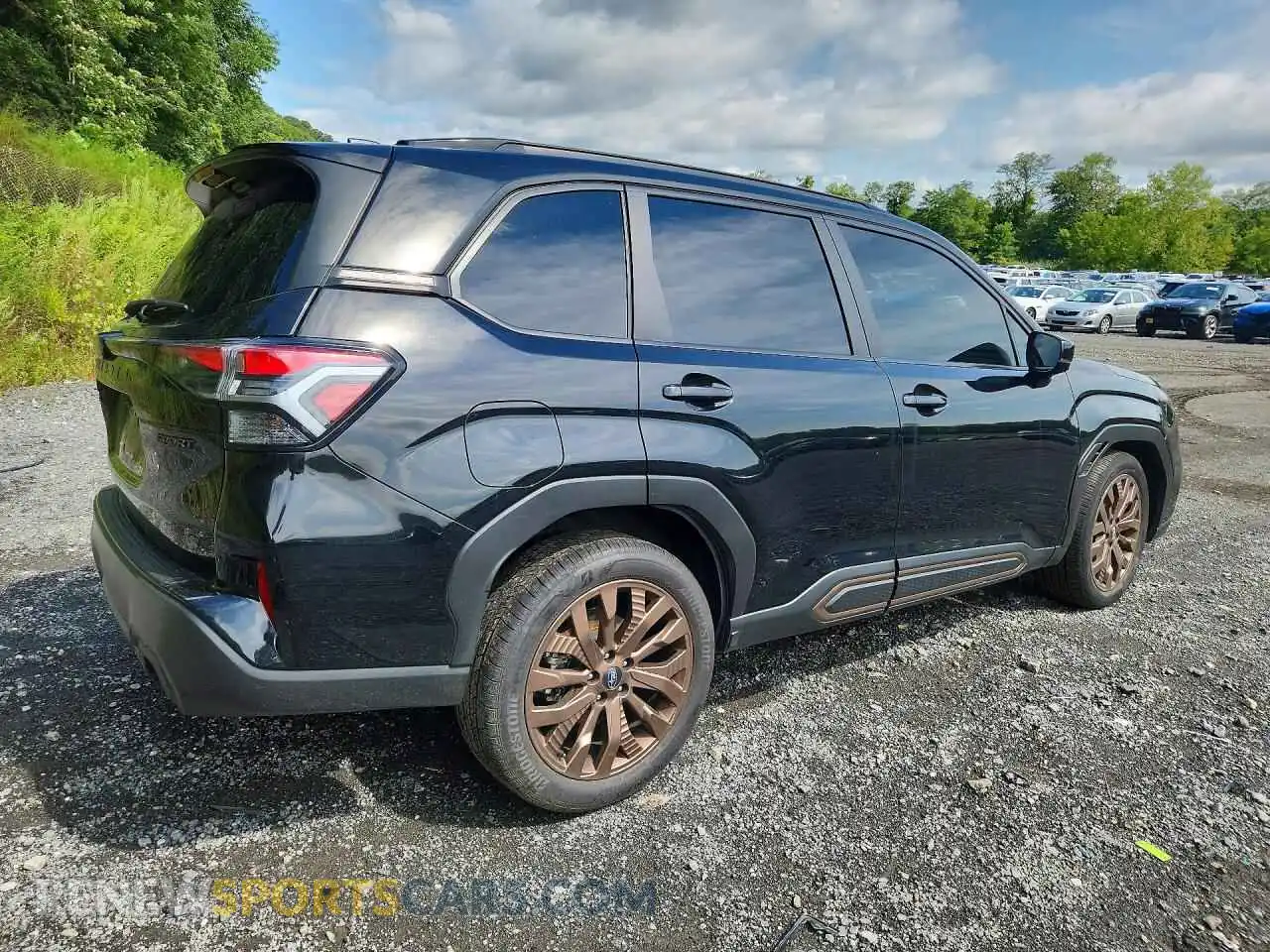 3 Фотография поврежденного автомобиля JF2SLDFCXSH576046 SUBARU FORESTER 2025