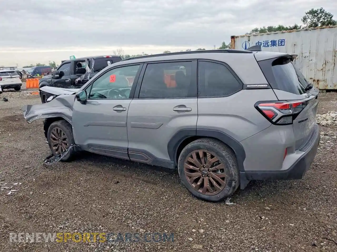 2 Фотография поврежденного автомобиля JF2SLDHC5SH537863 SUBARU FORESTER 2025