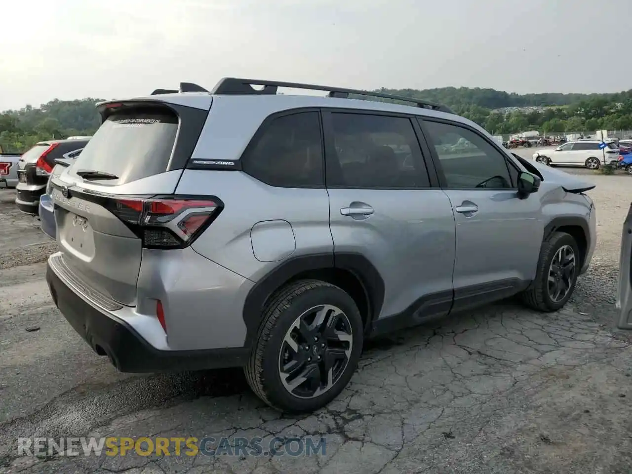 3 Photograph of a damaged car JF2SLDRC0SH449348 SUBARU FORESTER 2025