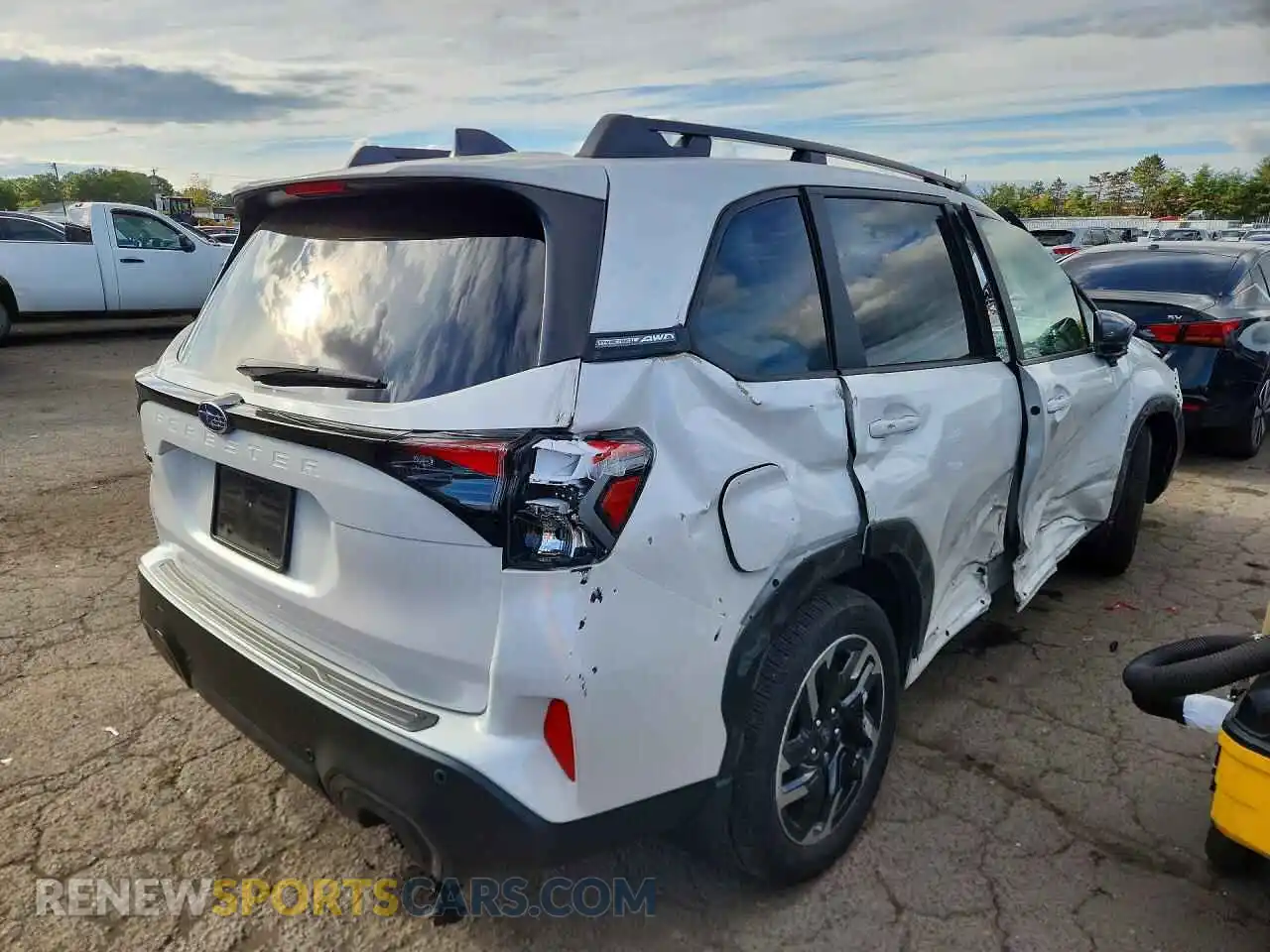 3 Photograph of a damaged car JF2SLDRC1SH505877 SUBARU FORESTER 2025