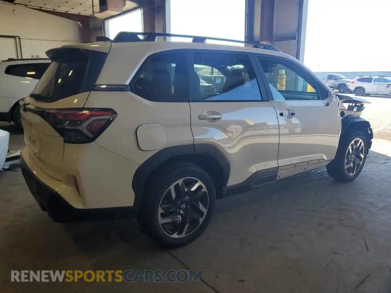 3 Photograph of a damaged car JF2SLDRC1SH533842 SUBARU FORESTER 2025