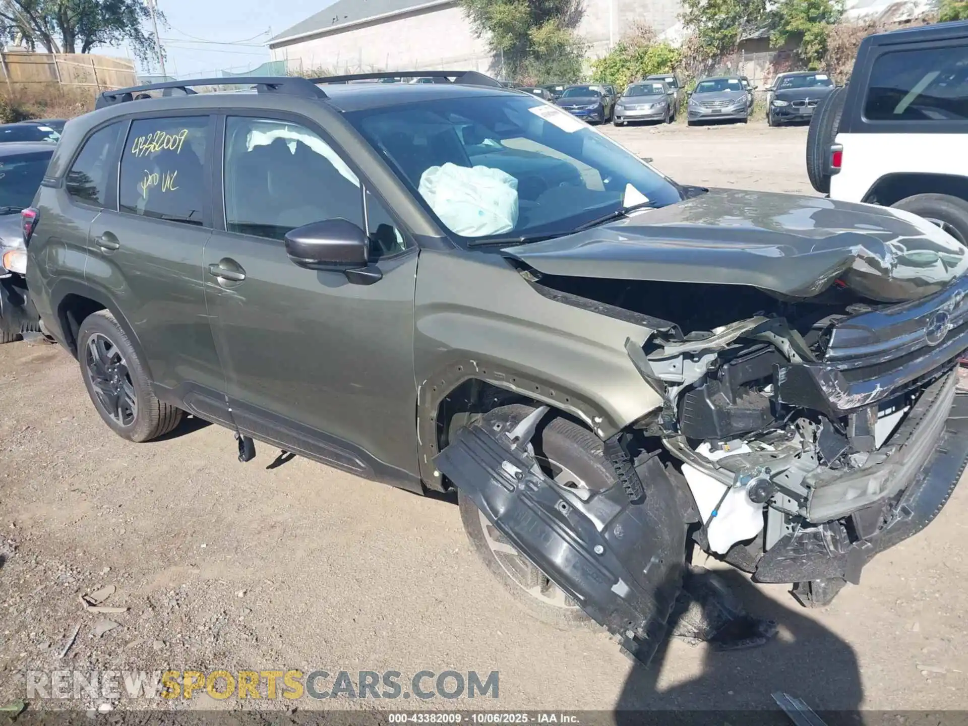 1 Photograph of a damaged car JF2SLDRC2SH534563 SUBARU FORESTER 2025