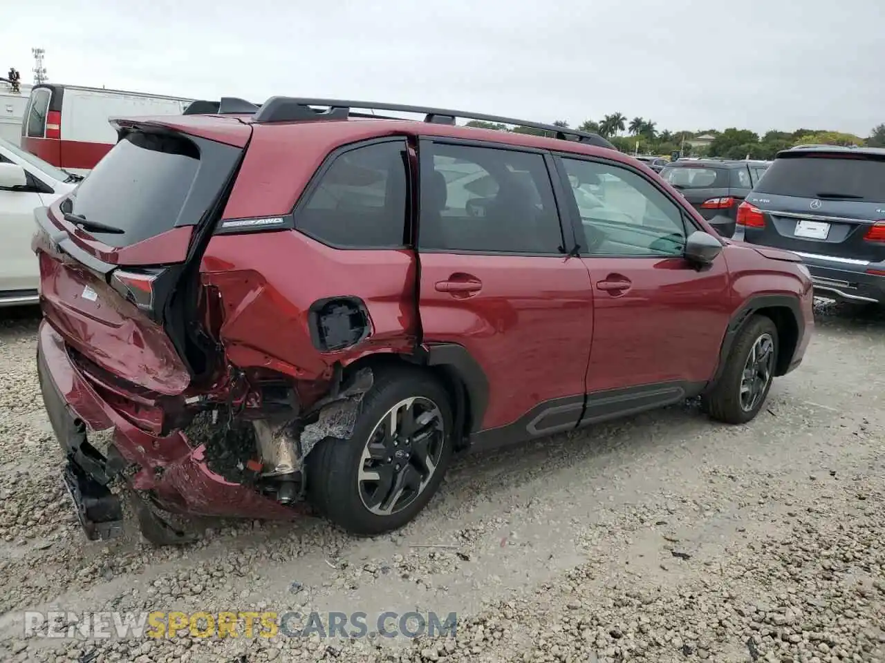 3 Photograph of a damaged car JF2SLDRC5SH489571 SUBARU FORESTER 2025