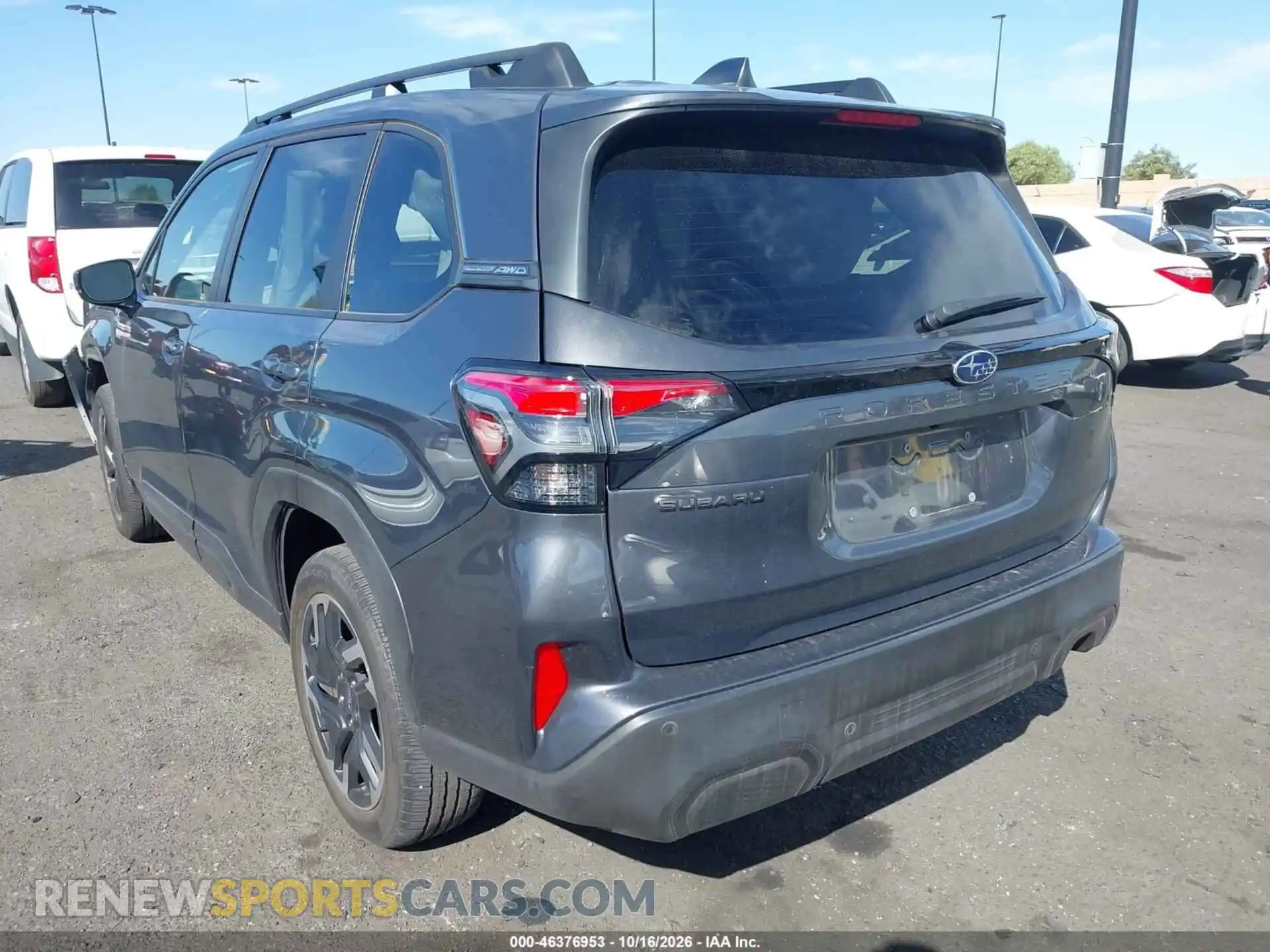 3 Фотография поврежденного автомобиля JF2SLDRC8SH421619 SUBARU FORESTER 2025