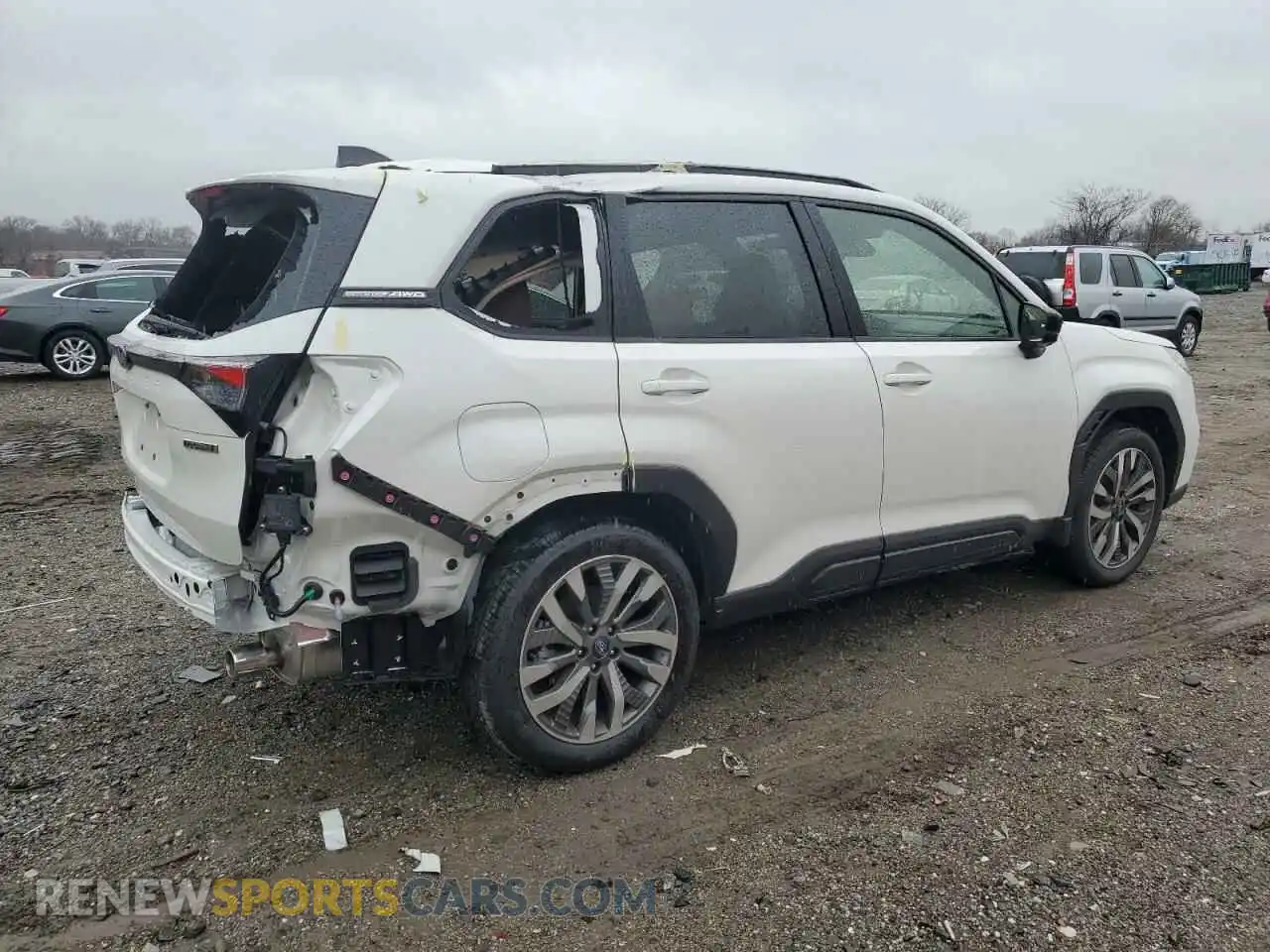 3 Photograph of a damaged car JF2SLDTC1SH453062 SUBARU FORESTER 2025
