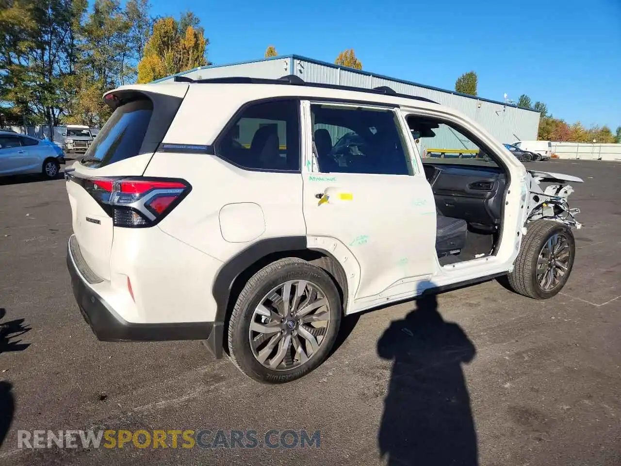 3 fotografías del automóvil dañado JF2SLDTC3SH580993 SUBARU FORESTER 2025