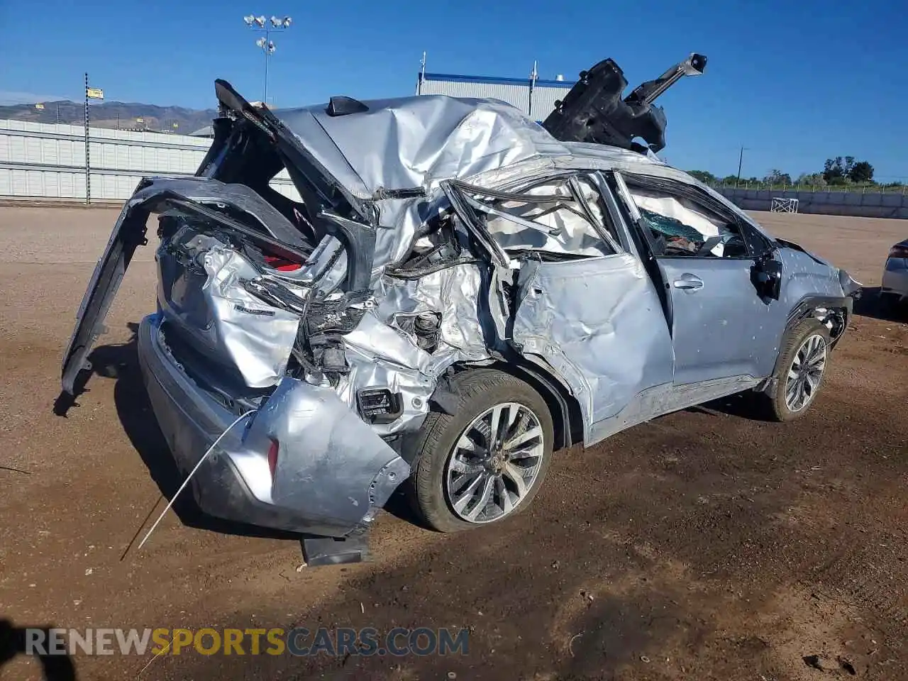 3 Photograph of a damaged car JF2SLDTC5SH581515 SUBARU FORESTER 2025