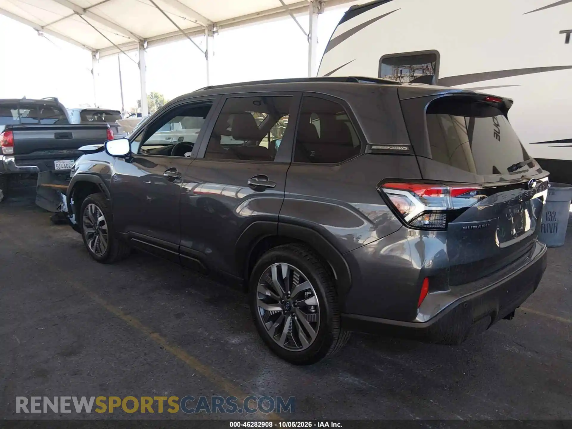 3 fotografías del automóvil dañado JF2SLDTC5SH610995 SUBARU FORESTER 2025