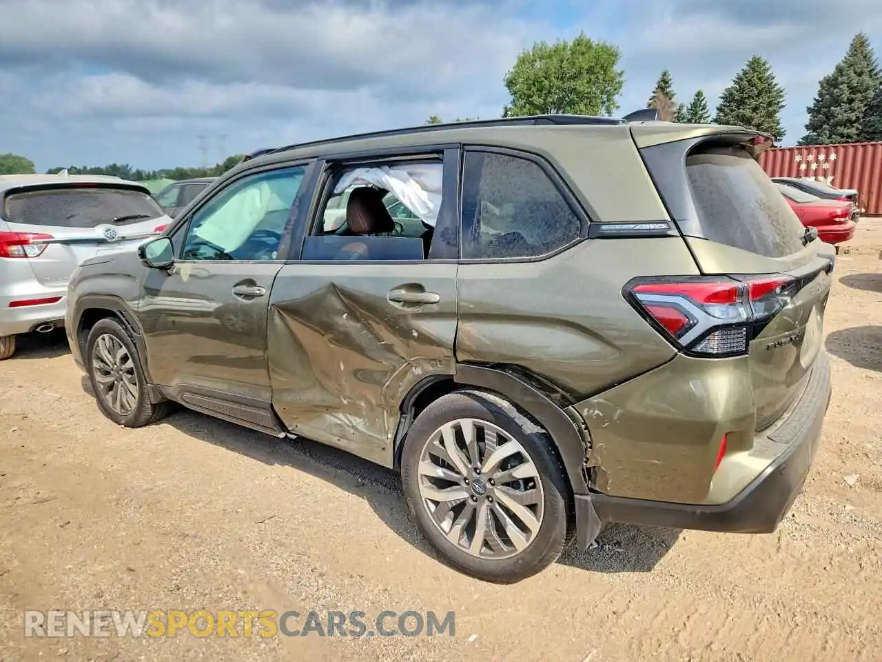2 Фотография поврежденного автомобиля JF2SLDTC6SH577957 SUBARU FORESTER 2025