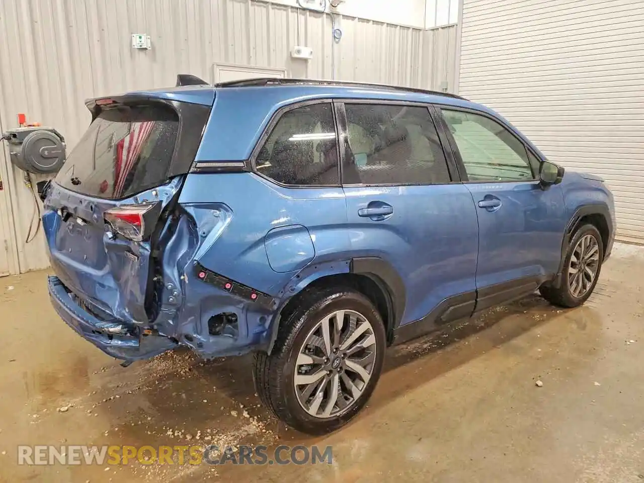 3 Photograph of a damaged car JF2SLDTC7SH410894 SUBARU FORESTER 2025
