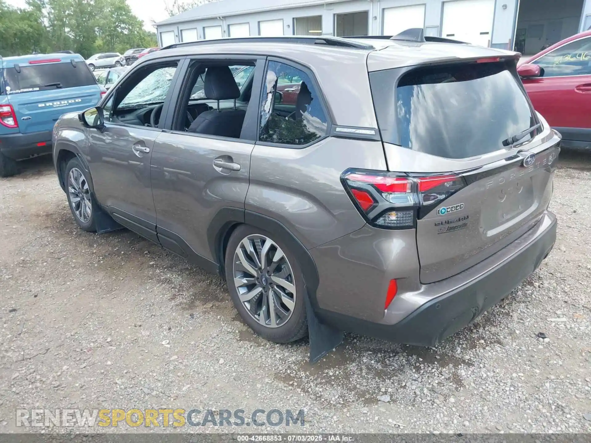 3 Photograph of a damaged car JF2SLDTCXSH562619 SUBARU FORESTER 2025