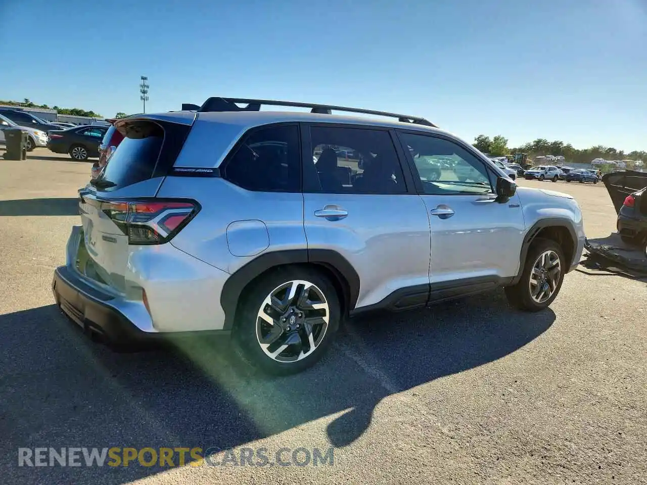 3 fotografías del automóvil dañado JF2SLSED1SH411372 SUBARU FORESTER 2025