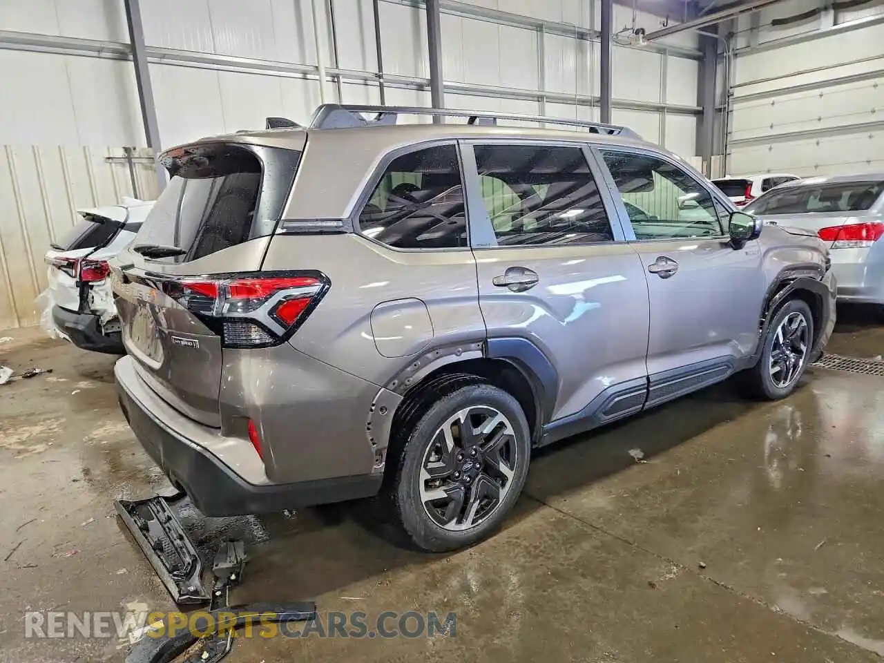 3 Photograph of a damaged car JF2SLSEDXSH402735 SUBARU FORESTER 2025