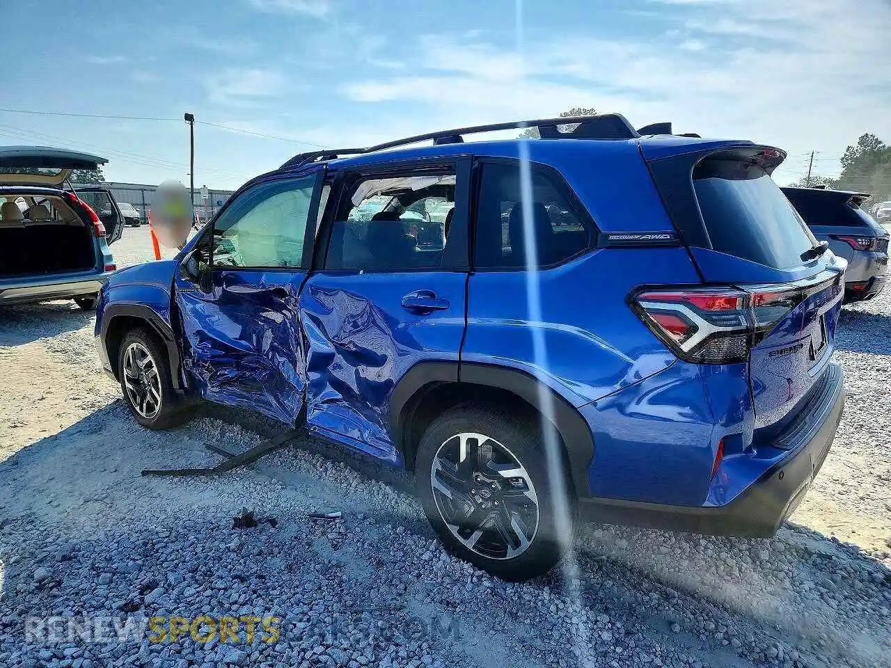 2 fotografías del automóvil dañado JF2SLSRD4SH416558 SUBARU FORESTER 2025