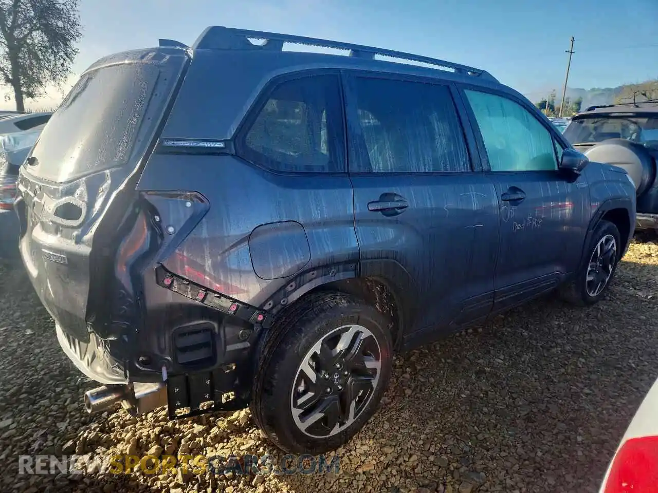 3 Photograph of a damaged car JF2SLSRD6SH419719 SUBARU FORESTER 2025