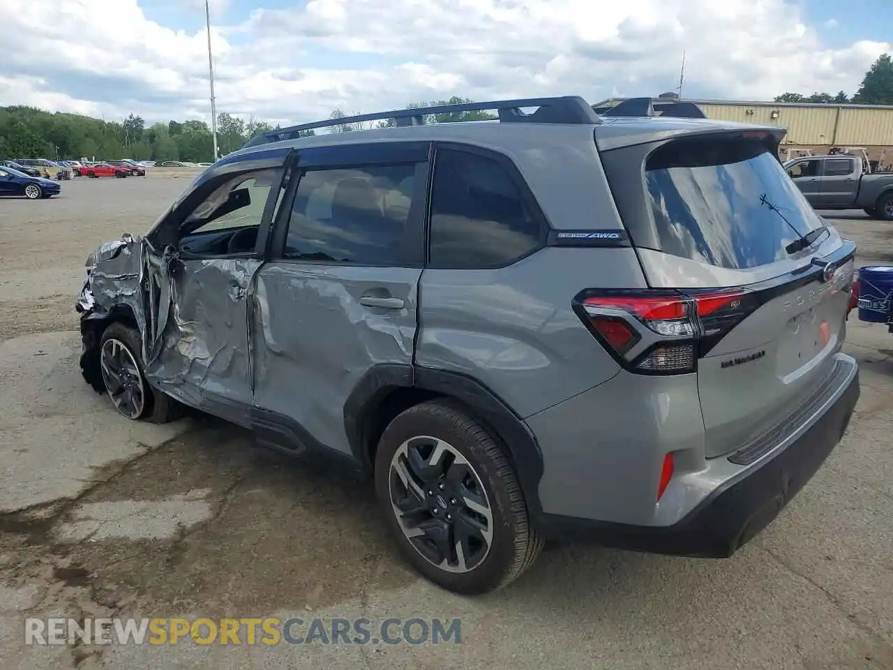 2 Фотография поврежденного автомобиля JF2SLSRD7SH429966 SUBARU FORESTER 2025