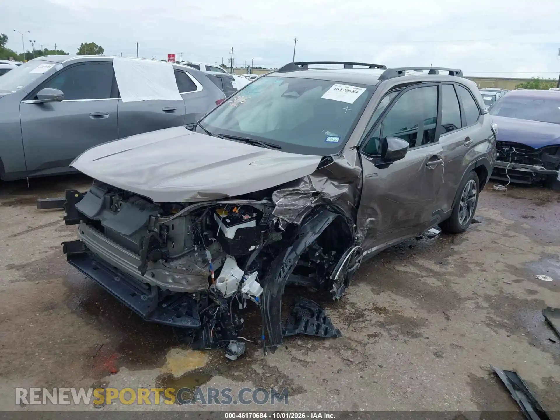 2 Фотография поврежденного автомобиля JF2SLSRD8SH413372 SUBARU FORESTER 2025