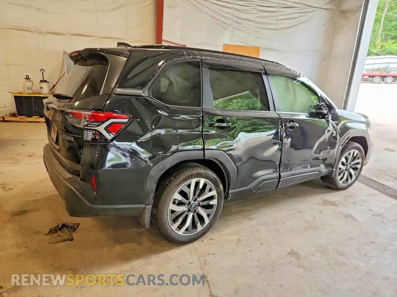 3 Photograph of a damaged car JF2SLSTD5SH449030 SUBARU FORESTER 2025
